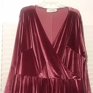 Club London Plus Dress